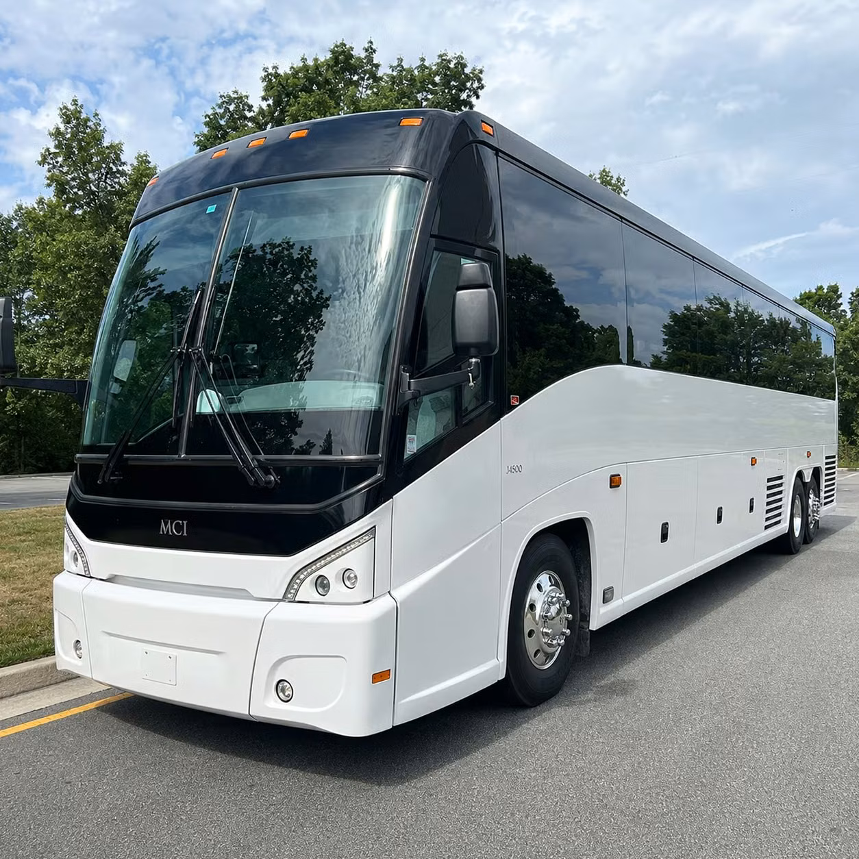 compare buses for dayton church retreats mission trips and youth group travel
