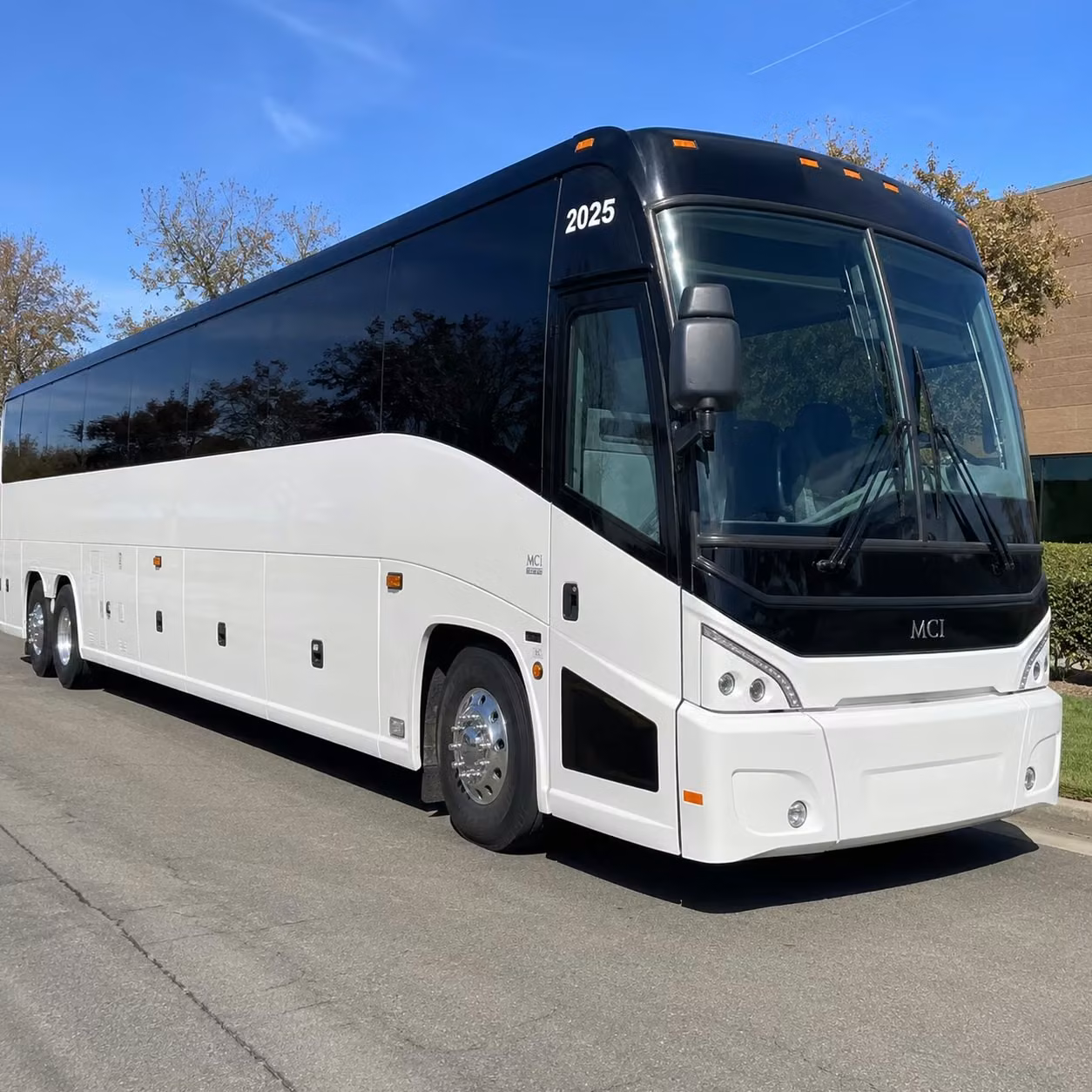 corporate event bus rentals for conferences conventions and company meetings in dayton