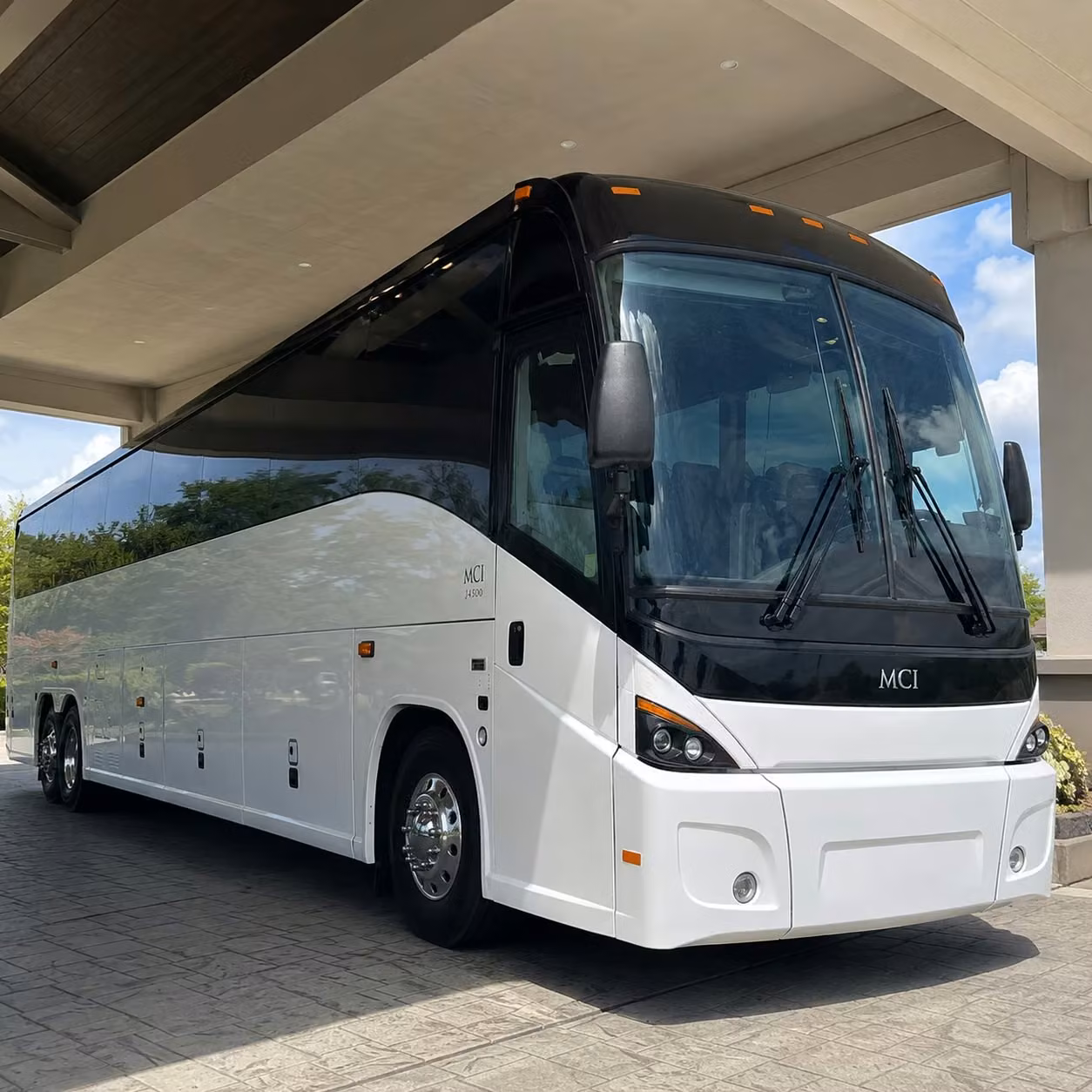 you can find and book employee transportation in dayton and any nearby city